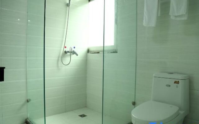 Weipai Business Hotel