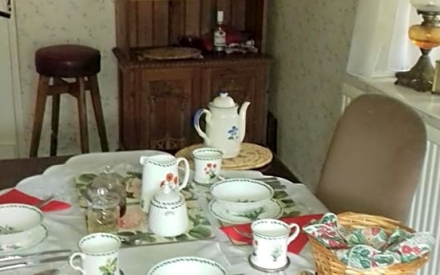 Hills Farm B&B Laugharne