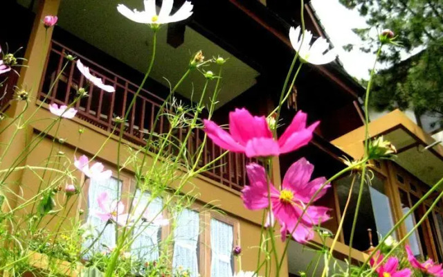De Bukit Dago Villa