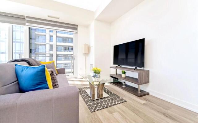 Luxury 1BR Condo - Private Balcony City Views