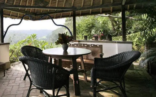 Taman Bebek Resort & Spa