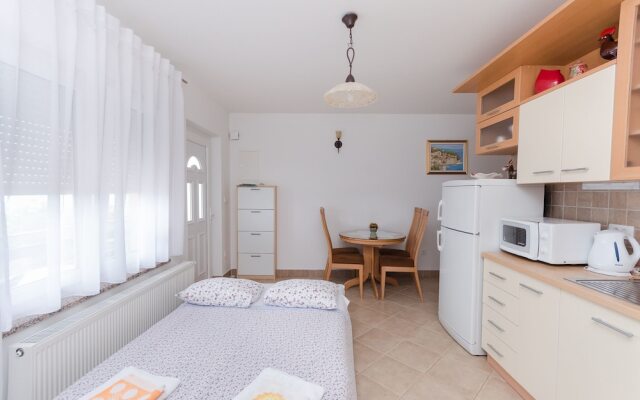 Apartment Alba