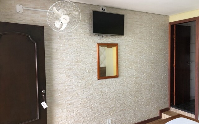 Pousada Beira Rio by OYO Rooms