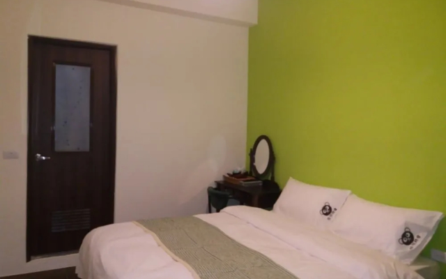 Bear Station Smart Stay