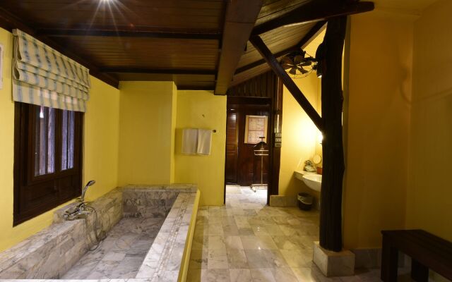 Zantiis Ndol Villas