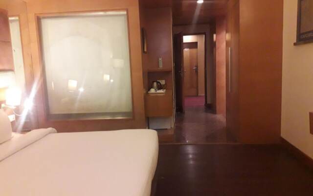 Cambay Sapphire Neemrana