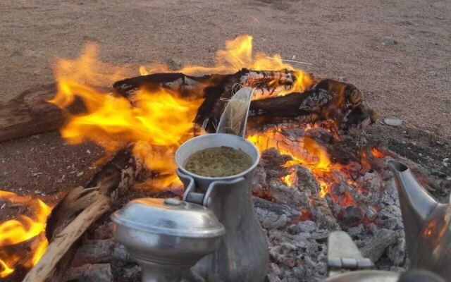 Wadi Rum castle camp