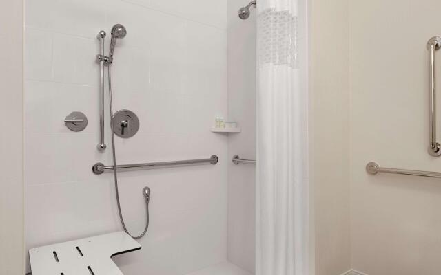 Hampton Inn & Suites Seattle/Renton