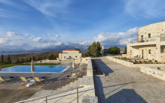 Stunning apartment in Kamilari with swimming pool