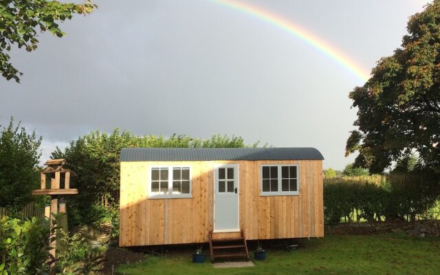 Little Trelawney Shepherd Hut