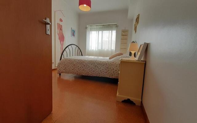 ApartmentFour(4)RoomsRRAL1149Center