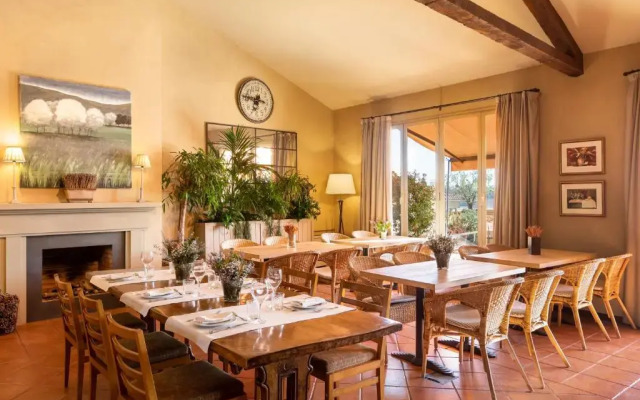 Bremon Boutique Hotel by Duquessa Hotels Collection