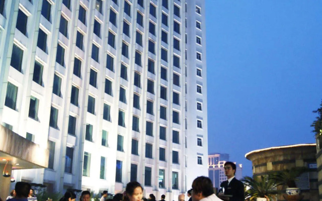 Harbourview Hotel & Resort