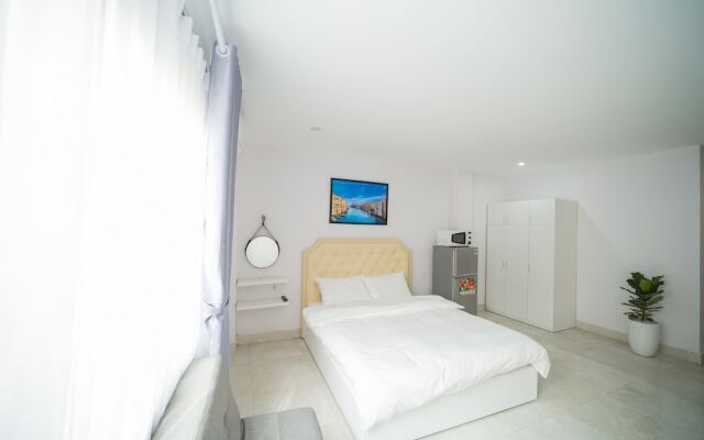 Parkhomes Service Apartment