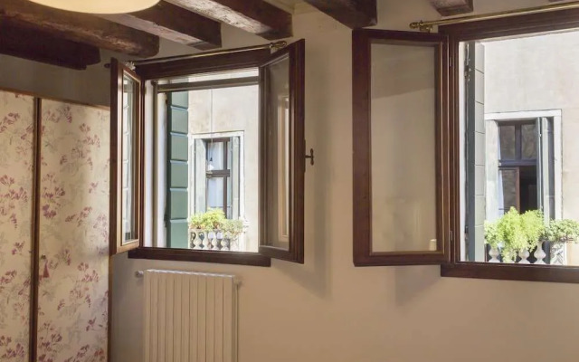 Rialto Corte dei Sansoni