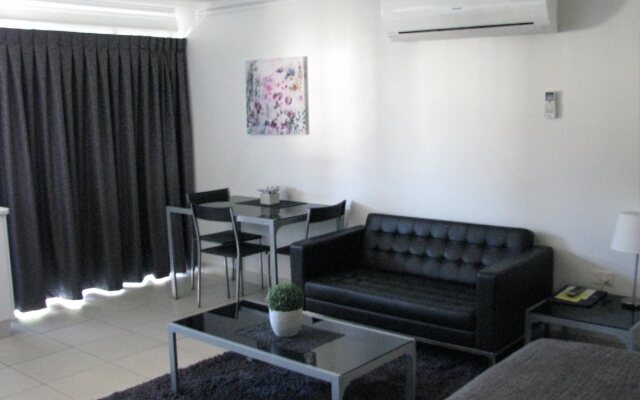 Charm City Motel