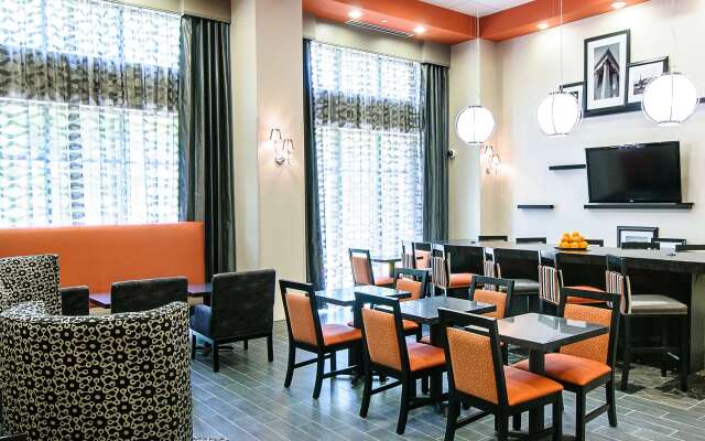 Hampton Inn Stafford/Quantico & Conference Center