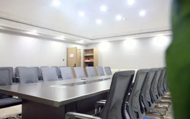 Manas West Sea Hotel