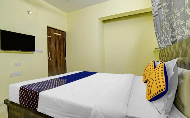 Oyo Flagship 702832 Trinity Inn