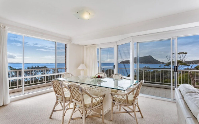 Albacore Unit 8,12 Ondine Close