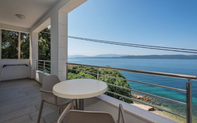 Apartments Mladen
