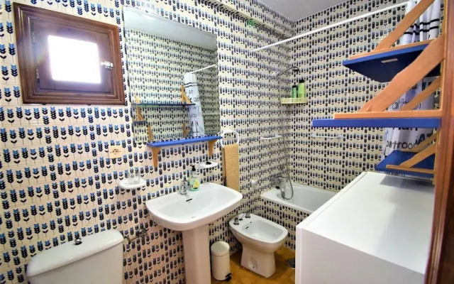 034 Retro Beach House - Alicante Real Estate