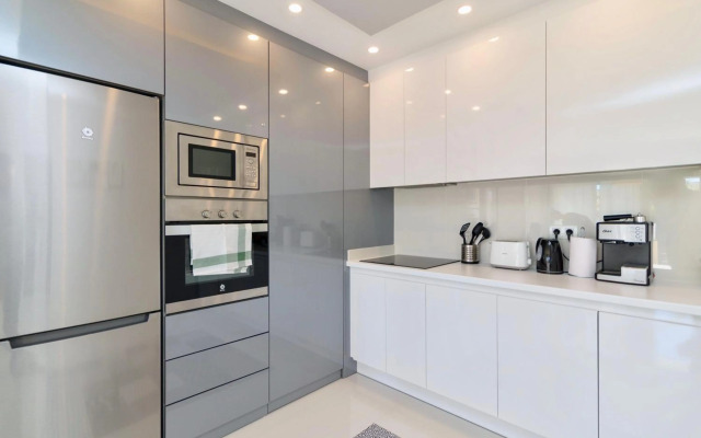 Playa Elisa Bay - Mil Palmeras