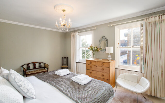 Situated Within Moments Of The High Street And Theatre Royal