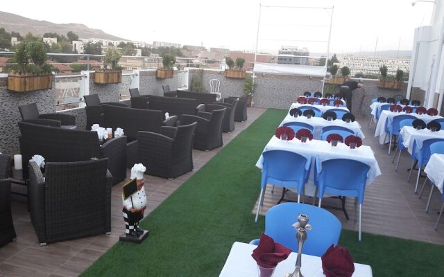 Timgad Hotel Hazem