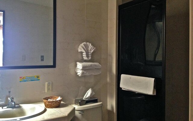 Hotel El Camino Real