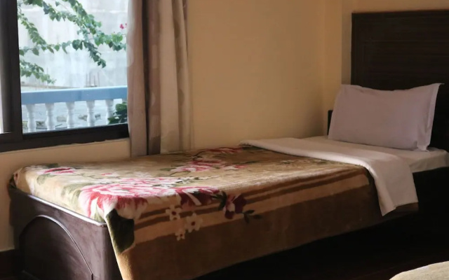 Hotel Peacock