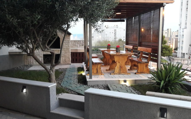 Studio apartman Latica