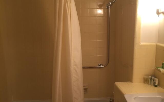 Historic Mansion House Inn