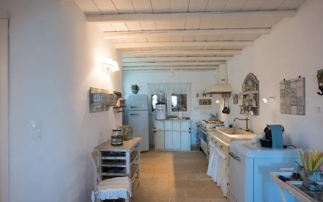 Beautiful Villa at Panormos