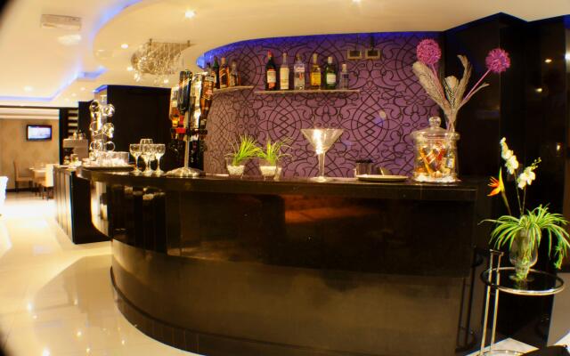 Hotel City Bog Expo Museo
