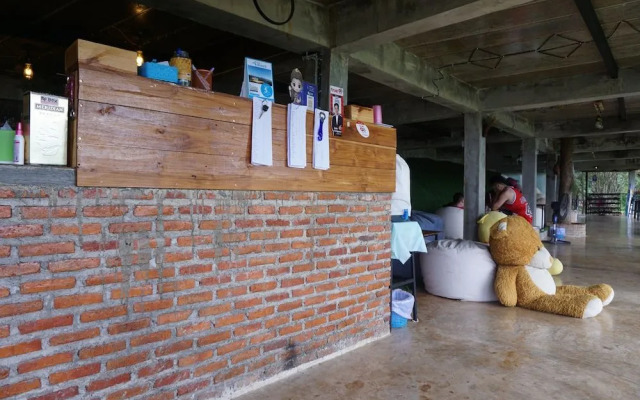 Phuka Mountain View Resort & Andresbar