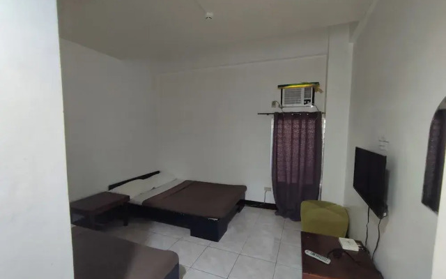 Green Ridge Apartelle