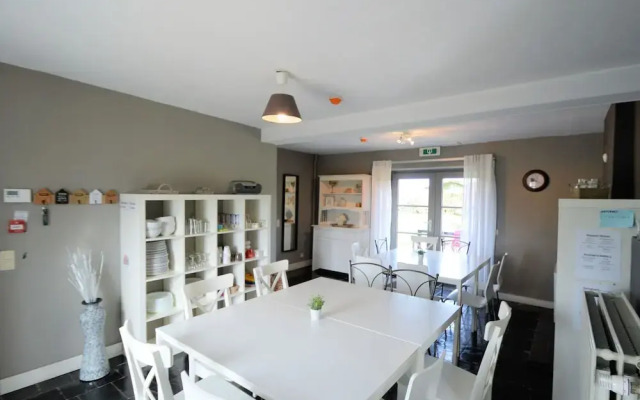 Attractive Holiday Home in Gerin Near Centre