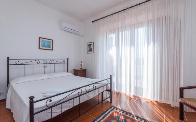 RIPARI DI GIOBBE 6&2, Emma Villas