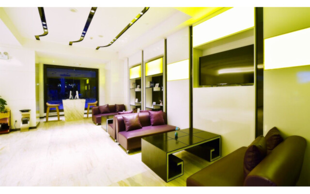 Lavande Hotel (Wuhan Wuchang Railway Station Square)