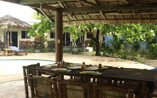 The Sharks Tail Dive Resort