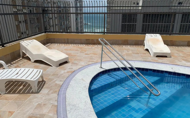 FLAT NOVO - 100M Praia Pitangueiras - Capt.Varam
