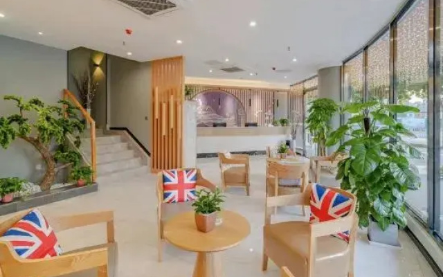 Juban Hotel (Hefei Yaohai Wanda Station Tang Subway Station Store)