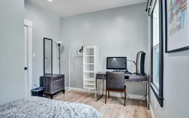 Ventura Downtown Minutes to Beaches