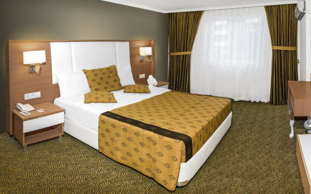 Royal Garden Beach Hotel - All Inclusive