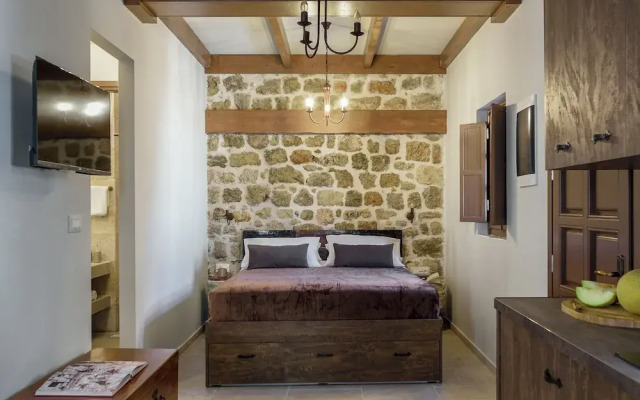Spanish Knights Inn