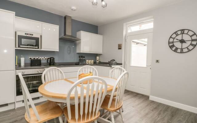 4 Fishburn Road, Whitby