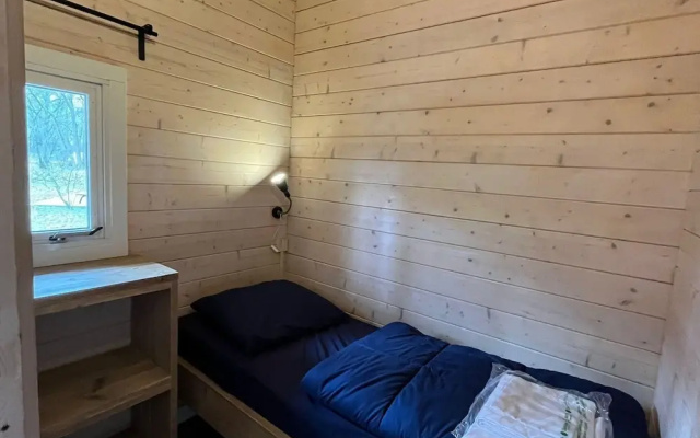 Wooden Chalet Near Three National Parks