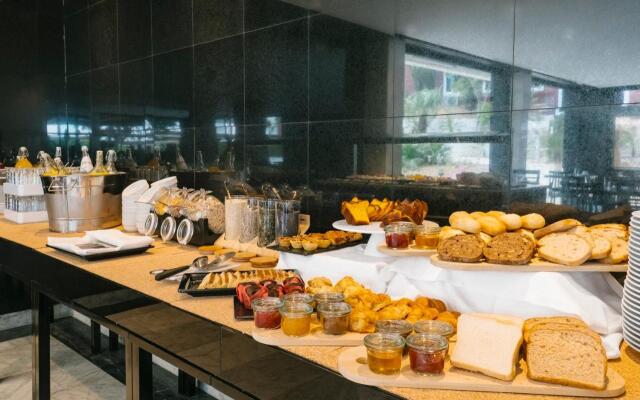 Topazio Vibe Beach Hotel & Apartments - Adults Friendly