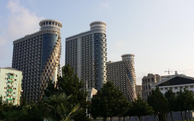 Апарт-отель Silk Road Sea Towers Batumi